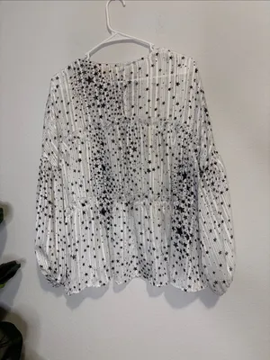 Tallulah Kate White flowy tiered Blouse Black Stars and Balloon Sleeves thumbnail 6