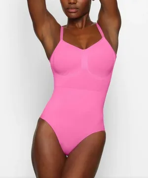 SKIMS SCULPTING BODYSUIT W SNAPS Neon Orchid S/M New without box thumbnail 1