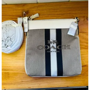 NWT Coach Whiplash Excel Horse & Carriage Jacquard Kitt Crossbody Zipper W/tag‎ thumbnail 12