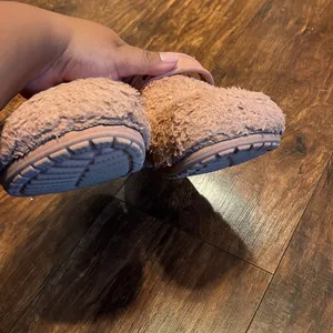 Crocs thumbnail 4