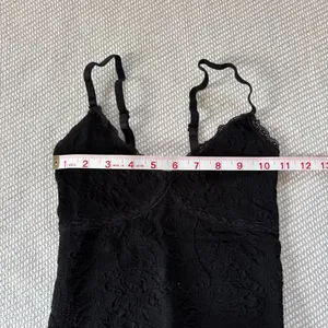 Urban Outfitters Out From Under Black Crop Lace Cami Sz Xs/S thumbnail 3