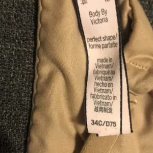 PINK Victoria's Secret Wear Everywhere Push Up Bra Size 34C Tan Color thumbnail 5