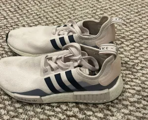 Adidas Shoes thumbnail 3