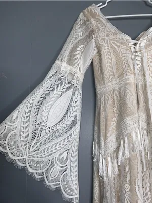Ayervici Romantic Lace Wedding Gown in White Lace Over Nude - Medium- NWT thumbnail 11