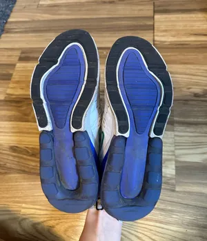 Air Max 270 Shoes thumbnail 4