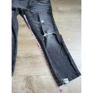Good American Good Distressed Jeans Women's Size 6/28 Washed Out Black Mid Rise thumbnail 5