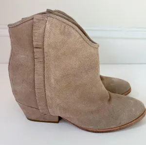 Ariat Women’s Two24 Fender Fringe Suede Ankle Boots Tan thumbnail 4