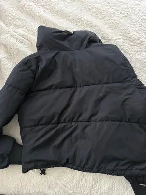 Hollister black the ultimate puffer jacket size xl thumbnail 3