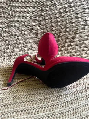 Unisa Fuchsia Pointed-Toe Ankle-Strap Heels thumbnail 5