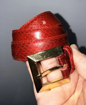 Vintage The RITZ Genuine Snake Skin Belt Size S Red Gold‎ Buckle 32" thumbnail 1