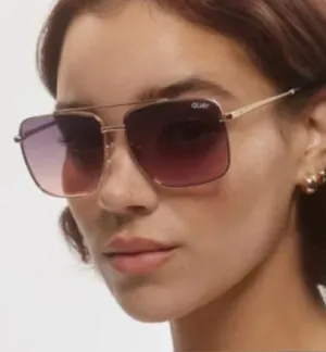 Quay Australia Hot Take in Gold/Smoke Lens Aviator thumbnail 1