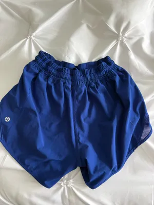 Lululemon Shorts 4" Hotty Hot ✨NO LINER✨ thumbnail 2