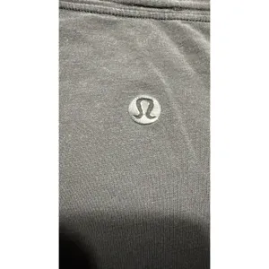 Lululemon Love Tee V Short Sleeve V-Neck Shirt Black Curved Hem Size 12 4572 thumbnail 4