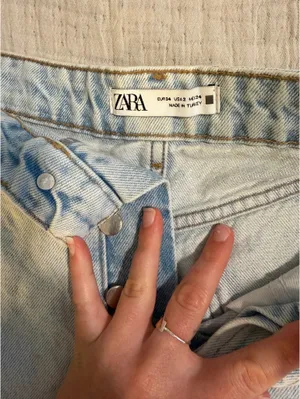 ZARA High-Rise Denim Shorts thumbnail 3