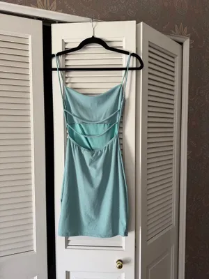 Windsor Dress Homecoming thumbnail 2