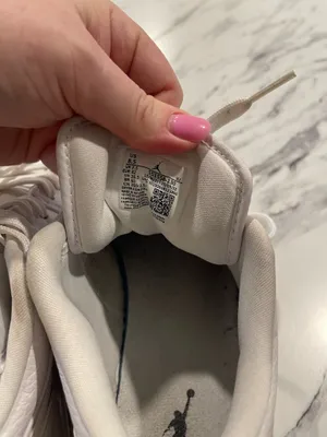 Nike Air Jordan thumbnail 7