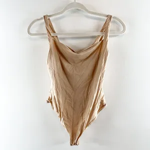 Skims Fits Everybody Square Neck Low Scoop Back Thong Bodysuit Clay Large thumbnail 4