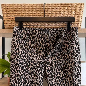 Banana Republic Mid-Rise Sloan Leopard Jacquard Ankle Woven Career Dress Pant 6 thumbnail 5