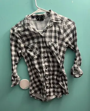 Long sleeve flannel  thumbnail 1