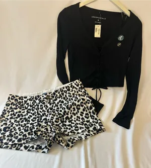 Old Navy Black Lace thumbnail 1