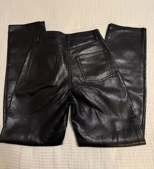Wilfred Aritzia Leather Pants Melina Vegan High-Waisted Black thumbnail 2