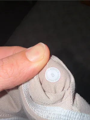 Lululemon Ribbed Nulu Asymmetrical Yoga Bra A/B Cups size 8‎ thumbnail 4