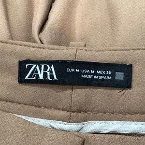 Zara Tan Straight Leg Pants Women’s Medium thumbnail 2