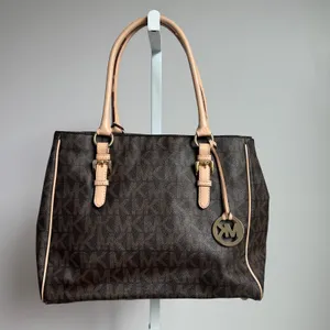 Michael‎ Kors size M brown beige tote bag thumbnail 6