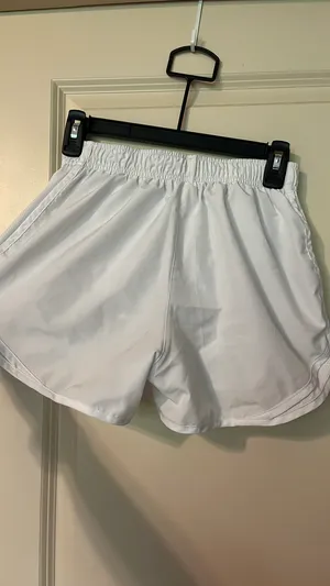 Nike White Shorts thumbnail 2