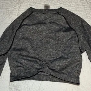 Gymshark Gray Long Sleeve Crop Top thumbnail 4