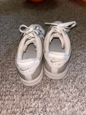 Nike Air Force 1 thumbnail 3