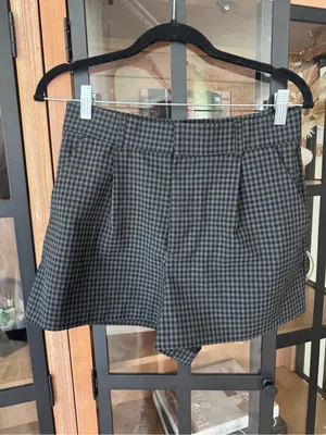 Zara gingham shorts pleated high rise pleated tailored thumbnail 2