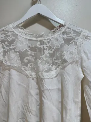 Romantic Poetic Flowy Lacey Flowy Dainty Feminine Flirty White For love and Lemo thumbnail 3