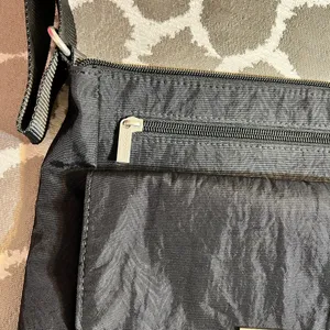 Baggallini Black Crossbody Bag with Adjustable Strap and Zipper Closure thumbnail 2
