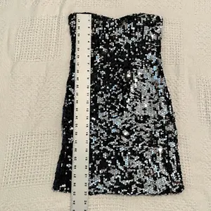 Frederick's of Hollywood XS sequin bodycon strapless mini dress D2 3232 thumbnail 3