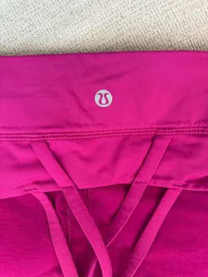 Lululemon Energy Sports Bra thumbnail 3