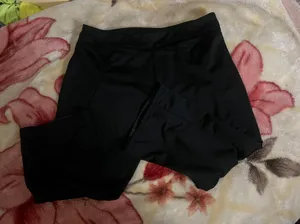 Nike LG 12-14 fit Dry Black Capris Active Pant thumbnail 1