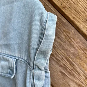 Abercrombie and Fitch super soft button down denim shirt size xs thumbnail 3