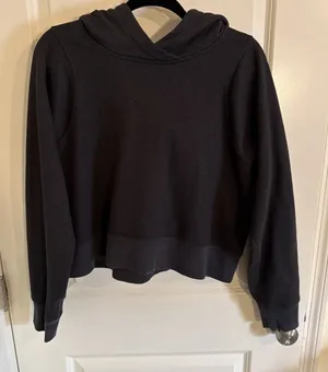 Lululemon Black Loungeful Cropped Hoodie Sweatshirt Women's Sz 8 Or 6 thumbnail 1