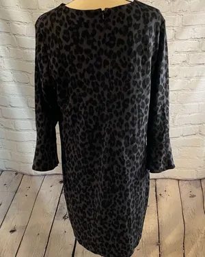 Old Navy || Black/leopard print dress thumbnail 3