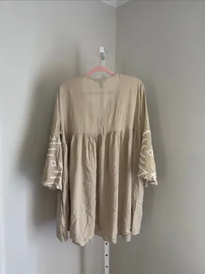 Beige Embroidered V-Neck Tunic Peasant Dress Boho Bell Sleeve Babydoll Sz L thumbnail 2