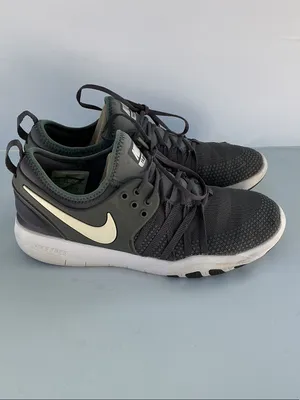 Nike Women's Black and White Sneakers with Green Inner Lining thumbnail 4