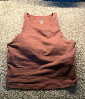 Old Navy Active Top Powerchill Tank thumbnail 1