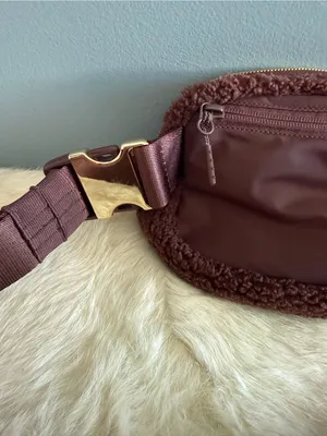 Lululemon Athletica Everywhere Sherpa Belt Bag With Goldtone Hardware thumbnail 5