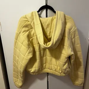 Aritzia TNA Quilted Sweatshirt thumbnail 6
