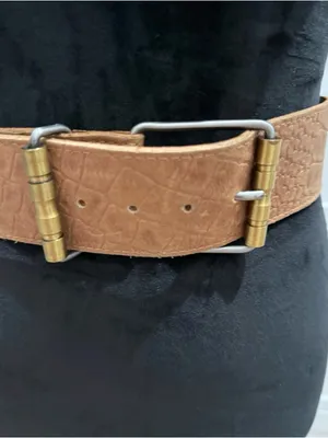 Women’s leather belt with 2 tone buckle thumbnail 4