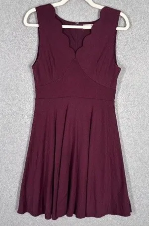 Altar’d State Dress Sz Medium Burgundy Scalloped Neckline Preppy Party Career thumbnail 1