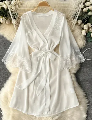 White lace robe with tie waist thumbnail 1