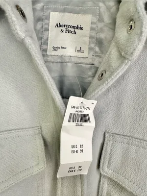 NWT Abercrombie & Fitch Light Blue Super Soft Snap Button Shacket Shirt Jacket thumbnail 4