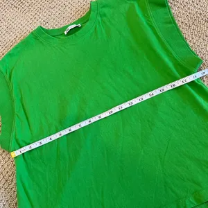 Zara Tee, Cuff Sleeves, Size Medium, Green, Brat, Christmas, Basic, Comfy thumbnail 5